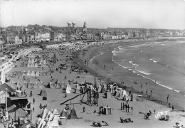 LES SABLES D'OLONNE  La Plage  N° 18 \MK3032 - Sables D'Olonne