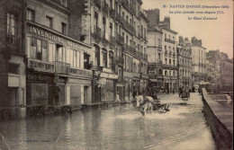 NANTES    ( LOIRE ATLANTIQUE )   NANTES INONDE ( DECEMBRE 1910 )  . . .  LE QUAI CASSARD - Inondations