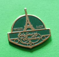 Pin's Patissier Glacier Edeline Bastien Tour Eiffel Paris - Food