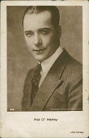 PAT O' MALLEY (  Burnley / ENGLAND ) ACTOR  - RPPC POSTCARD 1920s  (TEM502) - Sänger Und Musikanten