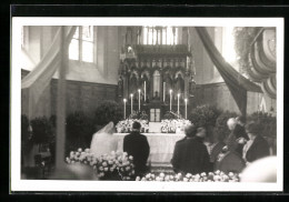 AK Hochzeitspaar Fürst Franz Josef II. Und Fürstin Gina 1943 Vor Dem Traualtar  - Liechtenstein