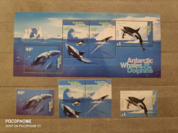 Australia	Antarctic (F95) - Mint Stamps