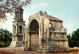 ST REMY DE PROVENCE Les Antiques Mausolee Et Arc Municipal 6(scan Recto-verso) ME2607 - Saint-Remy-de-Provence