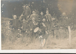 MILITARIA / CARTE PHOTO   Groupe Militaires Musiciens - Tambour Clairon - Other & Unclassified