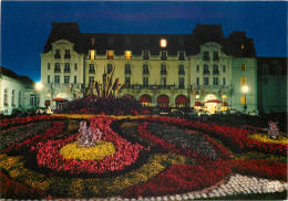 CABOURG La Plage Des Fleur Le Grand Hotel Et Les Jardins Illumines 2(scan Recto Verso)ME2668 - Cabourg