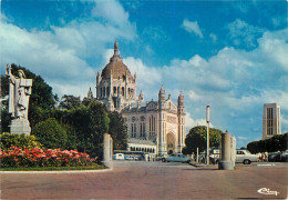 LISIEUX La Basilique Ste Therese De L Enfant Jesus 30(scan Recto Verso)ME2668 - Lisieux