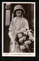Pc The Duchess Of York, Porträt Mit Hut Und Blumen  - Familles Royales