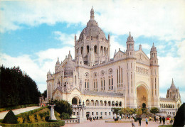 LA BASILIQUE DE LISIEUX Vue D Ensemble 24(scan Recto Verso)ME2683 - Lisieux