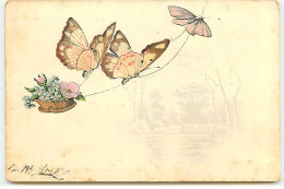 N°22843 - Carte Gaufrée - Animaux - 3 Papilllons Portant Des Fleurs - Papillons