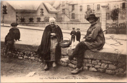 S16318 Cpa 23 La Vieille Et Le Vieux Marchois Après Le Marché - La Courtine