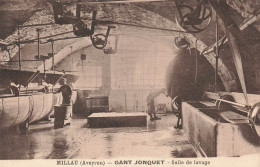 MILLAU : GANT JONQUET - SALLE DE LAVAGE - Millau