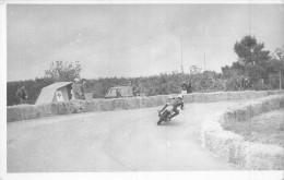 COURSE DE MOTO ET STAND CROIX ROUGE  PHOTO 14 X 9 CM - Sport