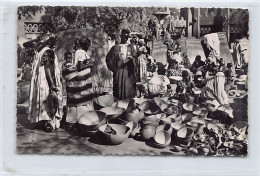 Mali - BAMAKO - Marchand De Calebasses Au Grand Marché - Ed. Photo-Hall Soudanais 20 - Mali
