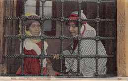 Algérie - Aicha Et Zorah - Femmes Mauresques - Ed. CAP 1046 - Femmes