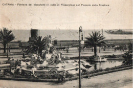 CATANIA - FONTANA DEI MOSCHETTI NEL PIAZZALE DELLA STAZIONE - F.P. - Catania