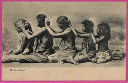 Ag3776  - INDIA - VINTAGE POSTCARD  - Madras, Ethnic - India