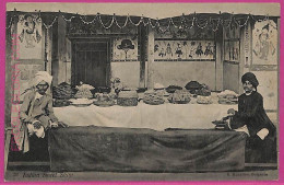 Ag3787  - INDIA - VINTAGE POSTCARD  - Ethnic, Indian Sweet Shop - Indien