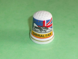 TB110E / Dé /Dés à Coudre / Etranger : Gibraltar - Fingerhüte