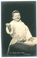 CPA / PHOTO . Enfant Le Petit Prédicateur . Petit Moine . N° VII . Edit : A.N - Portraits