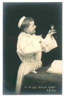 CPA / PHOTO . Enfant Le Petit Prédicateur . Petit Moine . N° III . Edit : A.N - Portretten