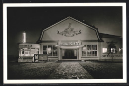 AK Grömitz, Ostseebad, Gasthaus Strandhalle Bei Nacht  - Groemitz