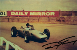 PHOTO DE PILOTE FORMULE Avec AUTOGRAPHE ORIGINAL ( 15 X 10 ) - Sportspeople