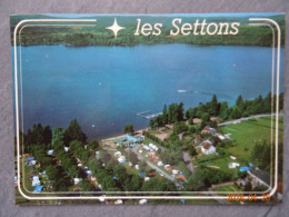 CAMPING   "   LES SETTONS  "   NIEVRE - Hoteles & Restaurantes