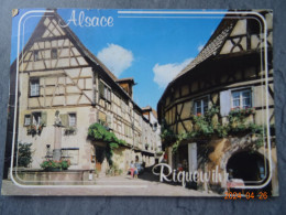 RIQUEWIHR  FONTAINE DE LA SINN - Riquewihr