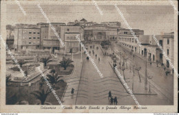 Be361 Cartolina Catanzaro Citta' Piazza Michele Bianchi E Grande Albergo Moderno - Catanzaro