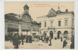 CASTELSARRASIN - L'Hôtel De Ville Et La Halle - Castelsarrasin