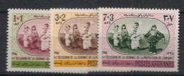 AFGHANISTAN - 1966 - N° YT. 821 à 823 - Enfance - Neuf Luxe ** / MNH / Postfrisch - Afghanistan