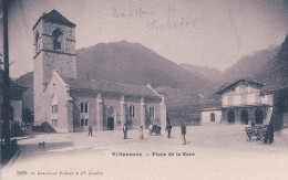 Villeneuve VD, Place De La Gare Animée, Gare Et Eglise (5285) - Villeneuve