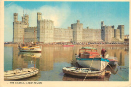 Navigation Sailing Vessels & Boats Themed Postcard Caernarvon Castle Harbour - Sailing Vessels