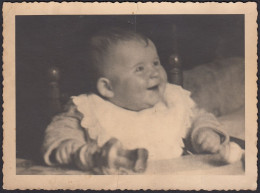 Italia 1935 - Neonata Sorridente - Fotografia D'epoca - Places