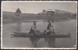 Italia 1950 - Sulla Barca In Luogo Da Identificare - Fotografia D'epoca - Places