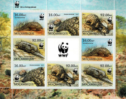 MOZAMBIQUE 2013 Mi 6429-6432 WWF PANGOLIN MINT MINIATURE SHEET ** - Mozambique