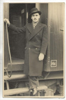 Helsingfors Ou Helsinki (Finlande) : GP D'un Voyageur Montant Dans Un Wagon Train En Gare  Env 1935 (animé) PHOTO RARE. - Finlande