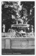 Potsdam Sanssouci Glockenfontaine Gl1933 #168.474 - Altri & Non Classificati