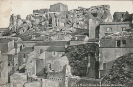 XXX -(13) LES BAUX - RUINES DU CHATEAU DE GRIMALDI - LE VILLAGE - 2 SCANS - Les-Baux-de-Provence