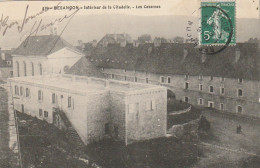 XXX -(25) BESANCON - INTERIEUR DE LA CITADELLE - LES CASERNES - 2 SCANS - Besancon