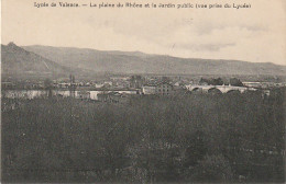 XXX -(26) LYCEE DE VALENCE - LA PLAINE DU RHONE ET LE JARDIN PUBLIC ( VUE PRISE DU LYCEE ) - 2 SCANS - Valence