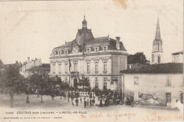 XXX -(33) COUTRAS PRES LIBOURNE - L' HOTEL DE VILLE  - ANIMATION - 2 SCANS - Otros & Sin Clasificación