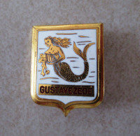 INSIGNE MARINE : RAVITAILLEUR -- GUSTAVE ZEDE -- A.AUGIS -- N° M 540 - Marine