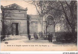 AJTP8-75-0900 - PARIS - Entré De La Chapelle Expiatoire De Louis XVI - Iglesias
