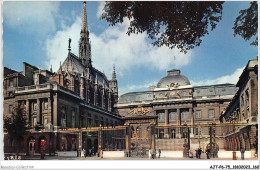 AJTP6-75-0693 - PARIS - La Sainte Chapelle Et Le Palais De Justice  - Panoramic Views