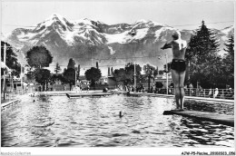 AJWP5-0463 - PISCINE - TARBES - PISCINE NELLY - VUE DU BASSIN ET LES PYRENEES  - Autres & Non Classés