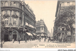 AJWP3-0280 - THEATRE - PARIS - LA RUE DE LA CHAUSSEE-D'ANTIN ET LE THEATRE DU VAUDEVILLE  - Théâtre
