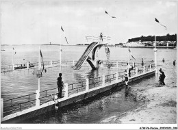 AJWP6-0561 - PISCINE - FOURAS-LES-BAINS - LA PISCINE DE LA GRANDE PLAGE  - Andere & Zonder Classificatie