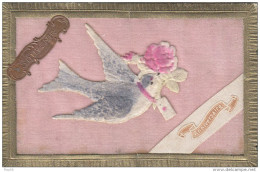 Cpa Ak Pk Fantaisie 1906 En Velours Découpi Tissu En Velour Colombe Apportant Une Rose Et Une Lettre Ruban - Andere & Zonder Classificatie