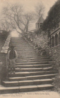 XXX -(56) LE FAOUET - ESCALIER ET BEFFROI DE STE BARBE - 2 SCANS - Le Faouet